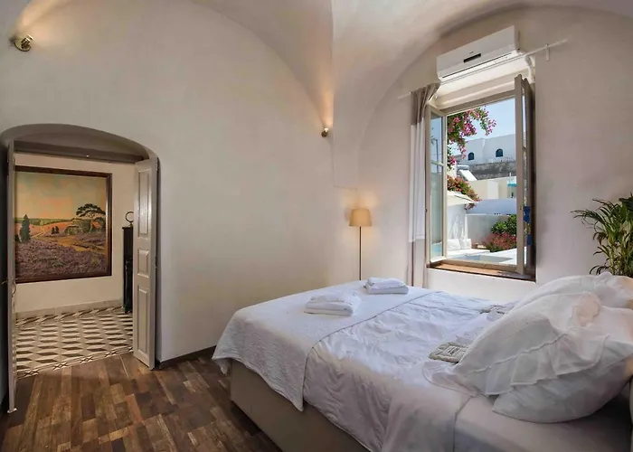 Βίλα Sandandstone Santorini Μεγαλοχώρι