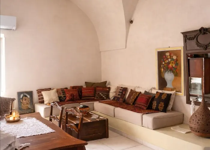 Вилла Sandandstone Santorini