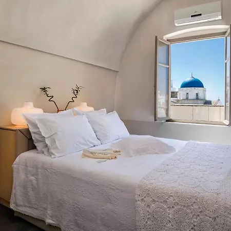 Sandandstone Santorini Megalochori (Santorini)