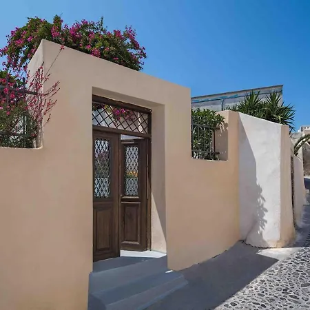 Sandandstone Santorini Willa