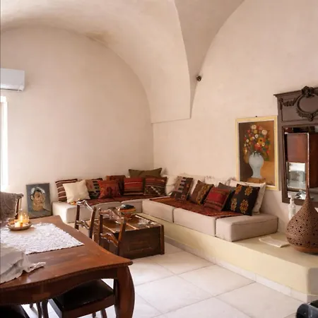 Villa Sandandstone Santorini